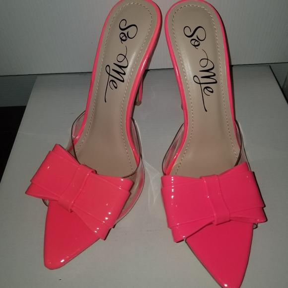 Shoes - Picture 3 of 4